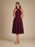 Vestido largo jacquard de cuello alto color rojo vino