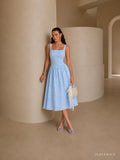 Vestido midi de jacquard de encaje con cuello cuadrado azul