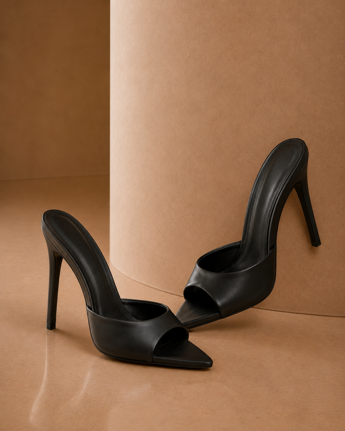 Laila - Sandalia de tacón para mujer con punta afilada, color negro.