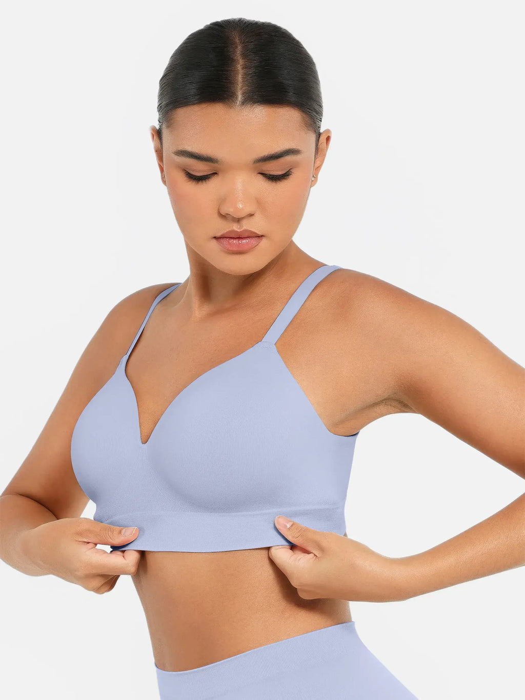 Sujetador push-up inalámbrico sin costuras, cómodo y de cobertura total.