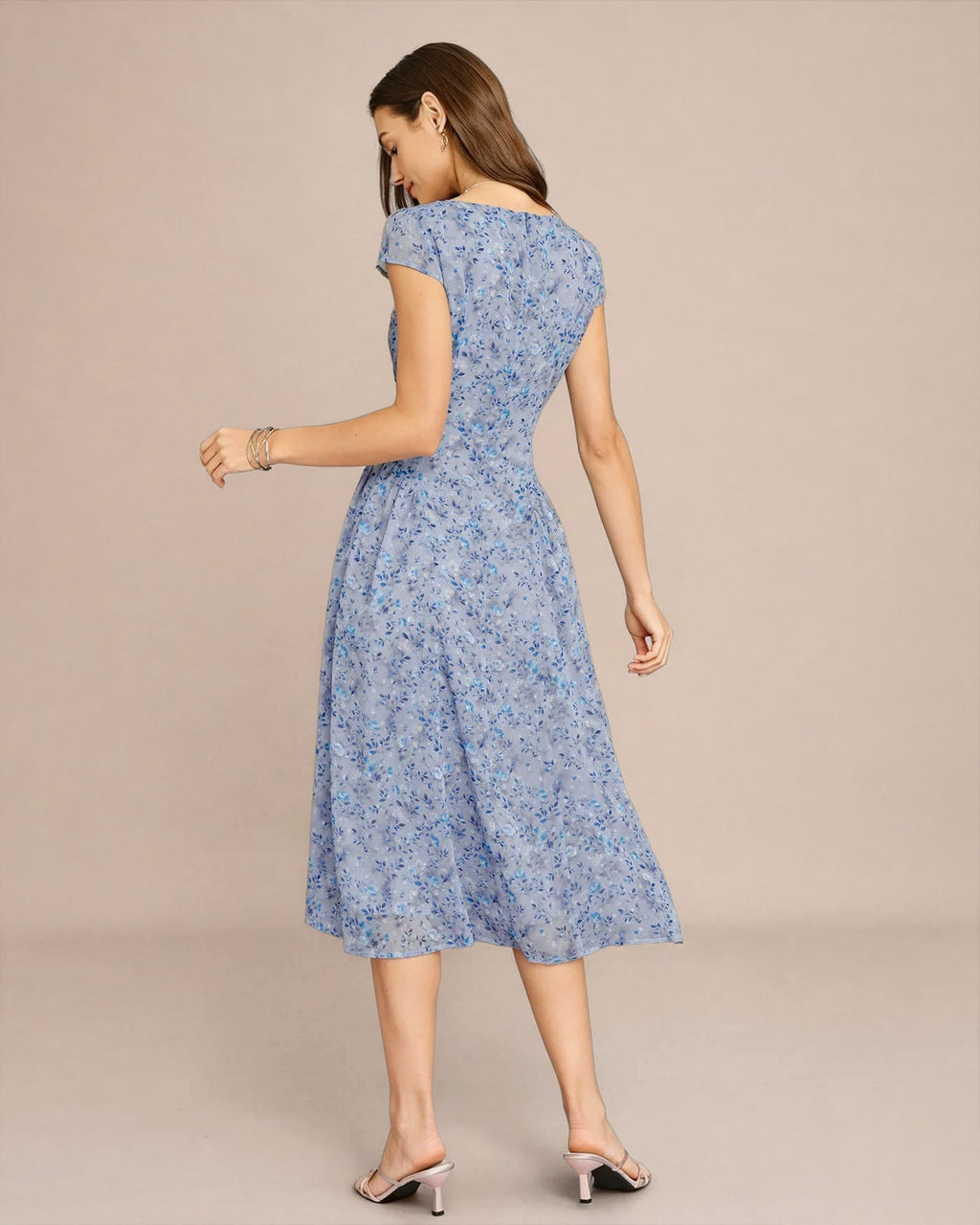 Vestido midi azul , botones y estampado floral - Zeryn Haus