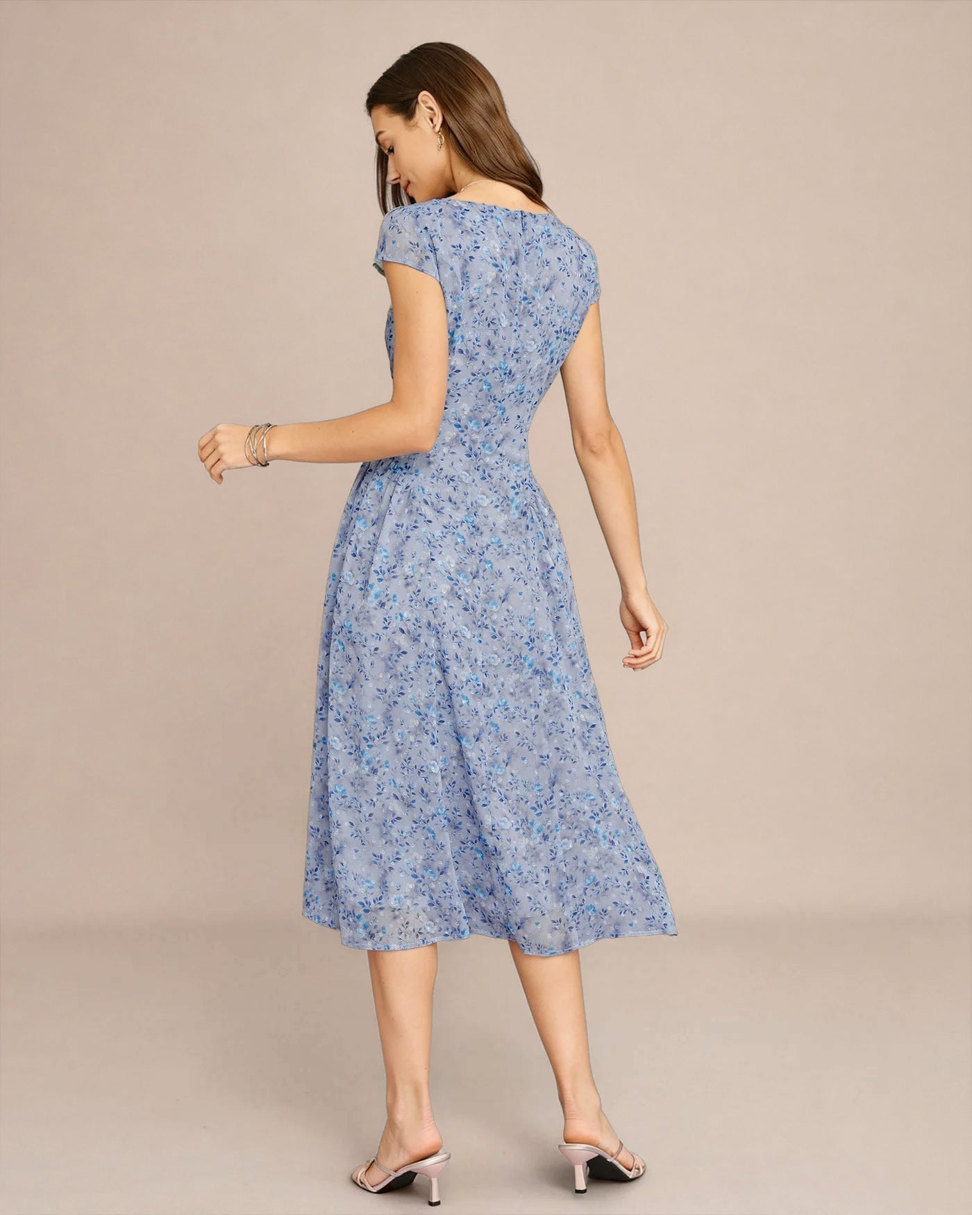 Vestido midi azul , botones y estampado floral - Zeryn Haus