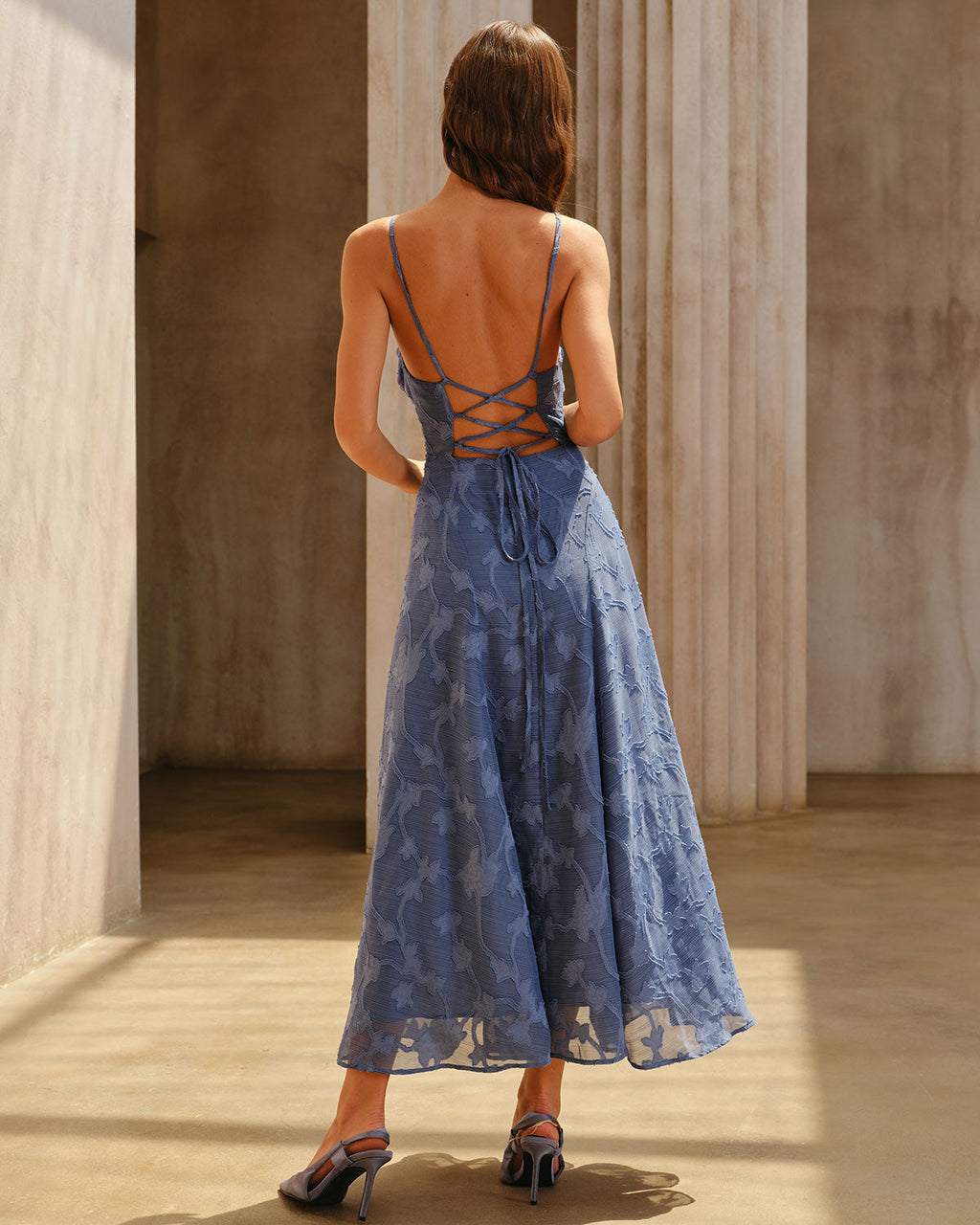 Vestido largo lencero fruncido de jacquard azul