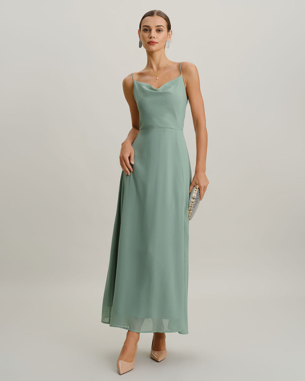 Vestido largo lencero verde de corte A sin espalda