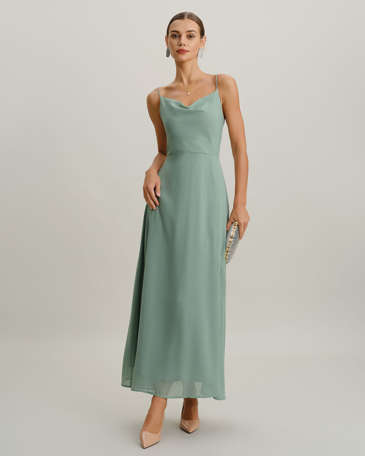 Vestido largo lencero verde de corte A sin espalda